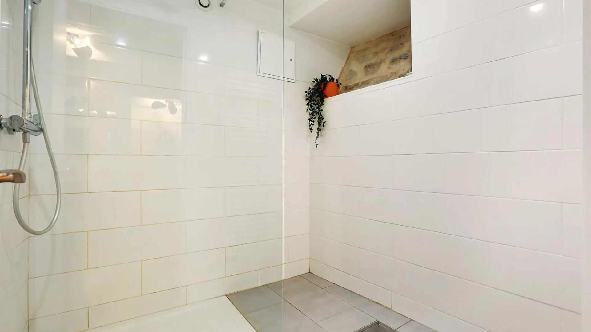 Spacious - 4br-10p Montmartre Apartment *